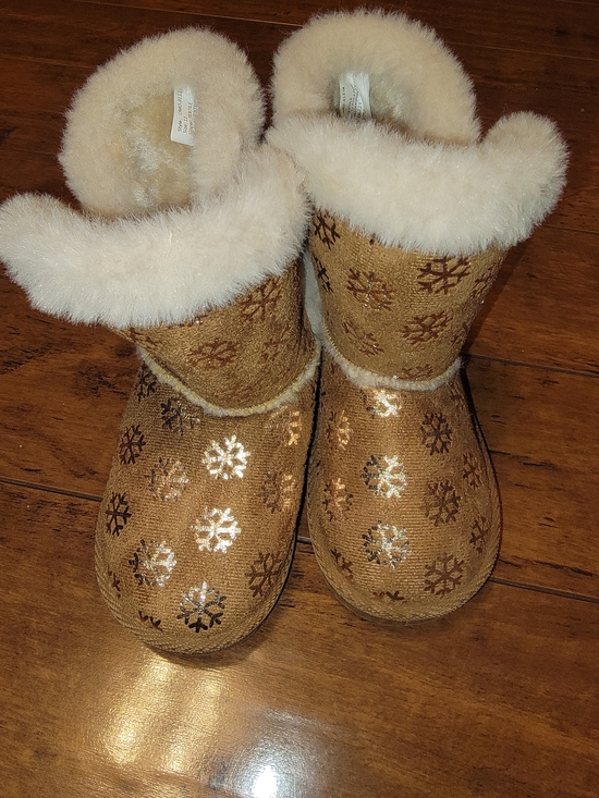 Skechers Other - Olivia Miller Faux Suede Pull on Boots Girls size 11